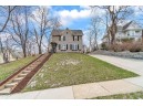 525 S Parker Dr, Janesville, WI 53545