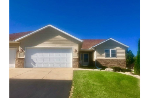 374 Sterling Dr, Oregon, WI 53575