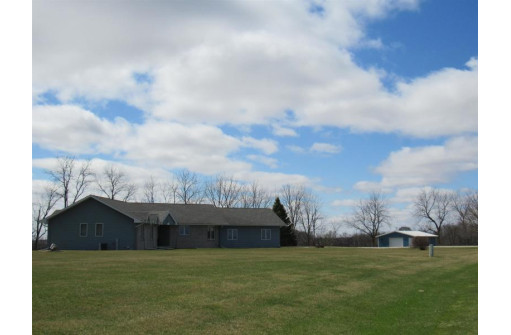 W8007 County Road C, Argyle, WI 53504-9665