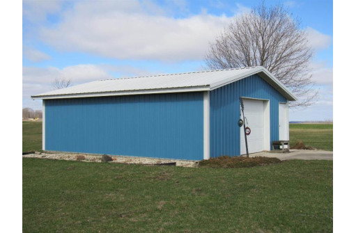 W8007 County Road C, Argyle, WI 53504-9665