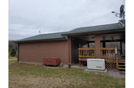 N826 Smith Rd, Wisconsin Dells, WI 53965