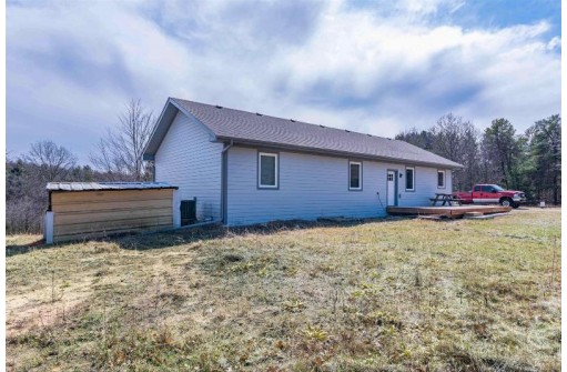 913 Gillette Ln, Wisconsin Dells, WI 53965