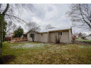 419 Woodward Dr, Sun Prairie, WI 53590