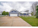 293 Robinson Rd, Oregon, WI 53575