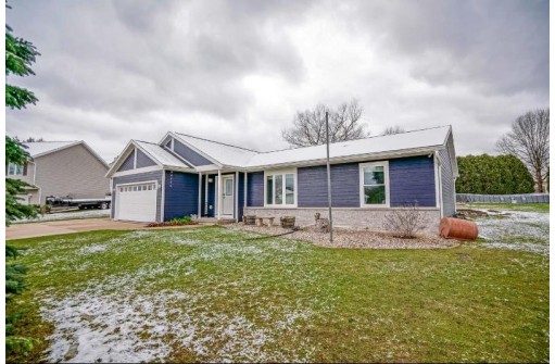 293 Robinson Rd, Oregon, WI 53575