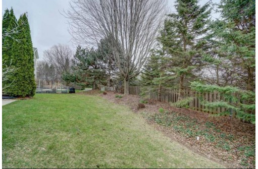 5625 Kinsale Dr, Fitchburg, WI 53711