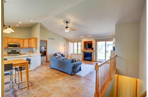 330 Country Clover Dr, DeForest, WI 53532