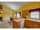 190 Cobham Ln, Sun Prairie, WI 53590