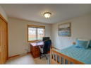 190 Cobham Ln, Sun Prairie, WI 53590