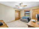 1405 Parmenter St, Middleton, WI 53562