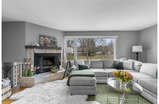 4902 Tocora Ln, Madison, WI 53711