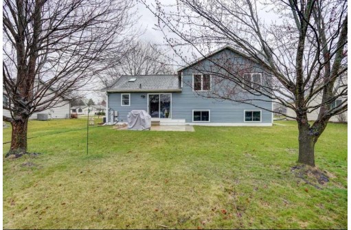 808 W Lexington Pky, DeForest, WI 53532