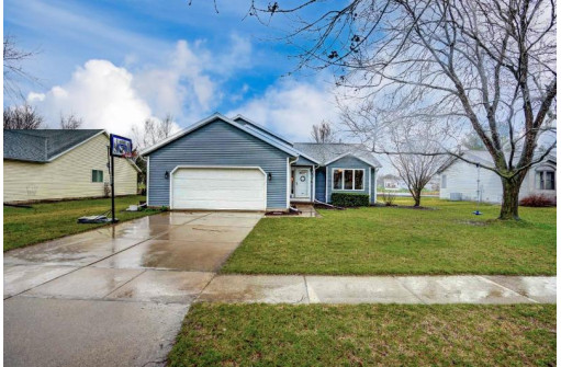 808 W Lexington Pky, DeForest, WI 53532