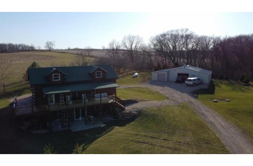 5645 Whiteside Rd, Argyle, WI 53504