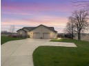 774 Maple Grove Rd, Edgerton, WI 53534