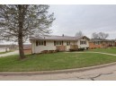 1042 E Bluff St, Cassville, WI 53806