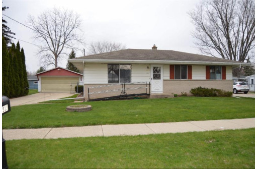 1513 Alden Rd, Janesville, WI 53545