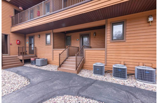 1103 River Rd 106, Wisconsin Dells, WI 53965