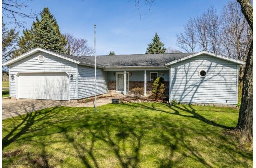 714 Viking View Dr, Reedsburg, WI 53959