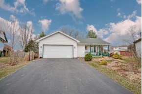 15 Buhler Ct