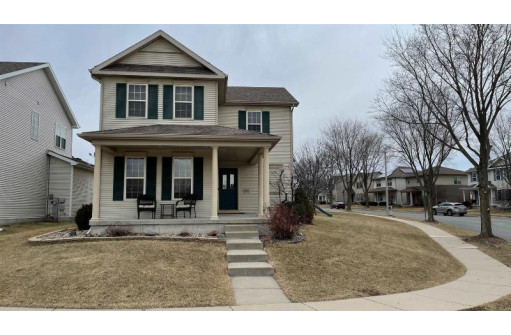 3802 Stonebridge Dr, Madison, WI 53719