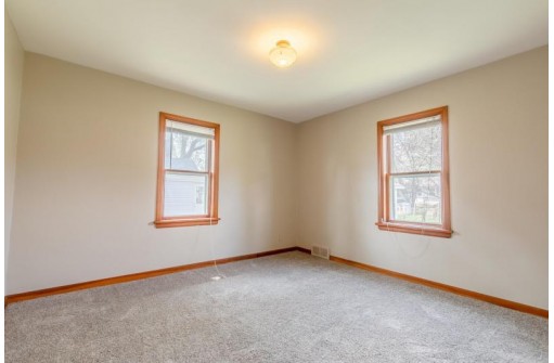 534 Wilson St, Sun Prairie, WI 53590