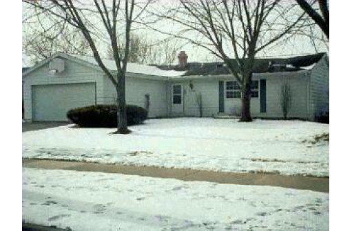 2530 Mckenna Blvd, Madison, WI 53711