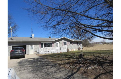 W1740 County Road S, Markesan, WI 53946-0000