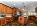 3039 Hartwicke Dr, Fitchburg, WI 53711