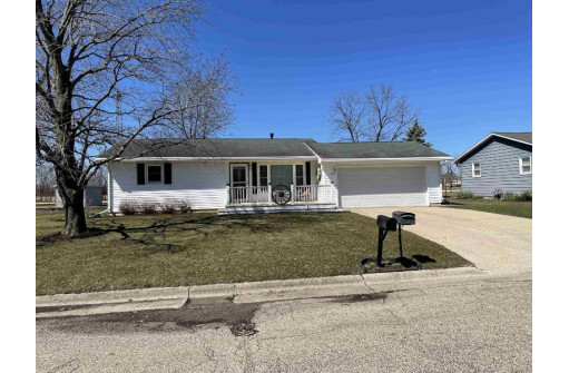 205 Juniper Ave, Brodhead, WI 53520