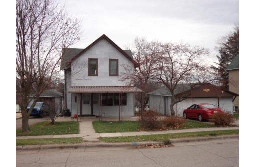 505 Rountree Ave, Platteville, WI 53818