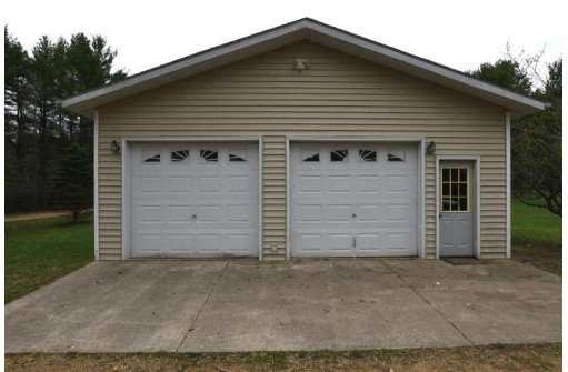 N8320 5th Ln, Westfield, WI 53964