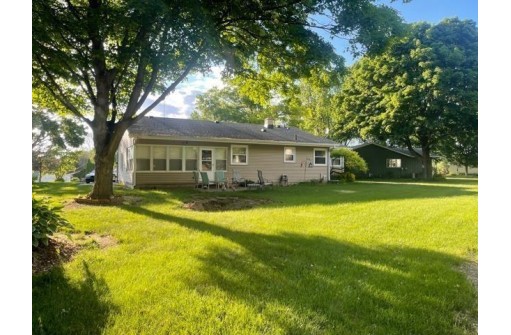 4921 Beehner Cir, Madison, WI 53714