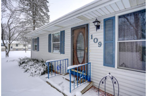 109 Milo Ln, Madison, WI 53714