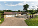 3276 Kress Ln, Potosi, WI 53820