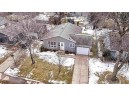 6105 Birch Hill Dr, Madison, WI 53711