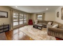 6105 Birch Hill Dr, Madison, WI 53711