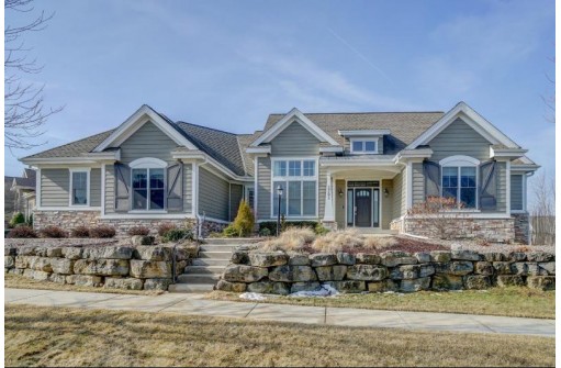 1701 Ashford Ln, Waunakee, WI 53597