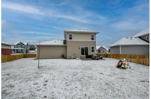 7138 Field Flower Way, Madison, WI 53718