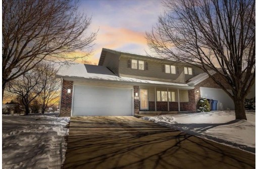 1400 Danbury Bay, Waunakee, WI 53597