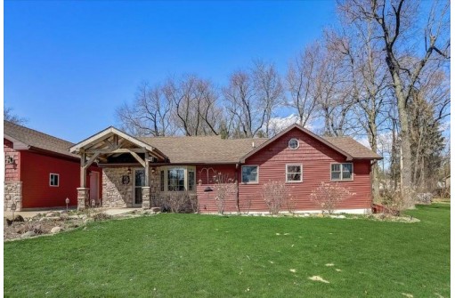 1401 E Road 6, Edgerton, WI 53534