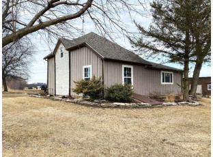 W11810 County Road F Randolph, WI 53956