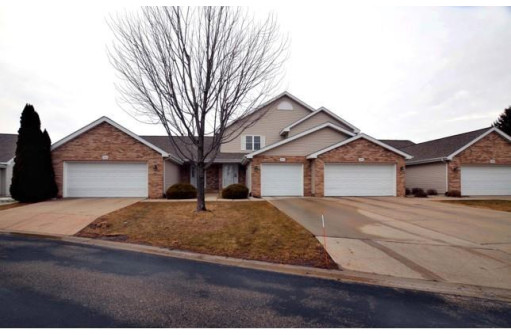 1084 Stonewood Crossing, Sun Prairie, WI 53590