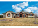 6836 Karolina Way, Sun Prairie, WI 53590