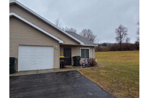 E6861 N Dewey Ave, Reedsburg, WI 53959