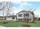 431 W Clover Ln, Cottage Grove, WI 53527