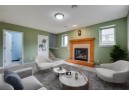 1089 N Pine St, Sun Prairie, WI 53590