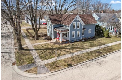 401 Van Buren St, Sauk City, WI 53583