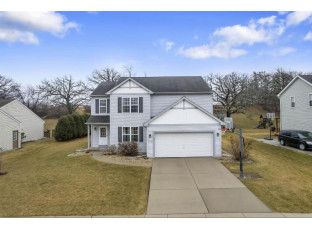 322 Highview Ln Columbus, WI 53925