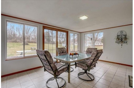 4739 Meadowview Rd, Madison, WI 53711